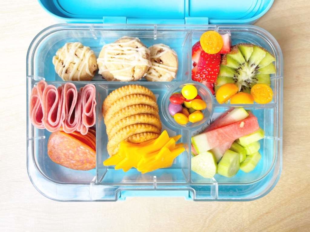 DIY lunchable for a kid's lunchbox