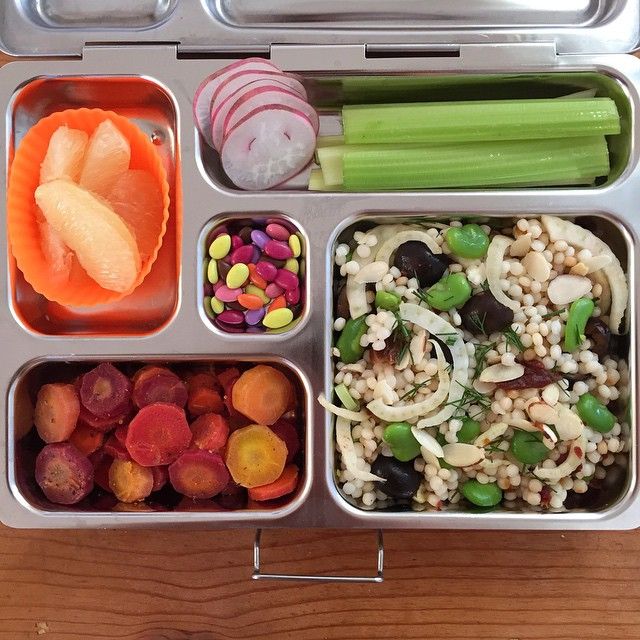 Couscous fenel salad with edamame and black olives for a kid's packed lunch