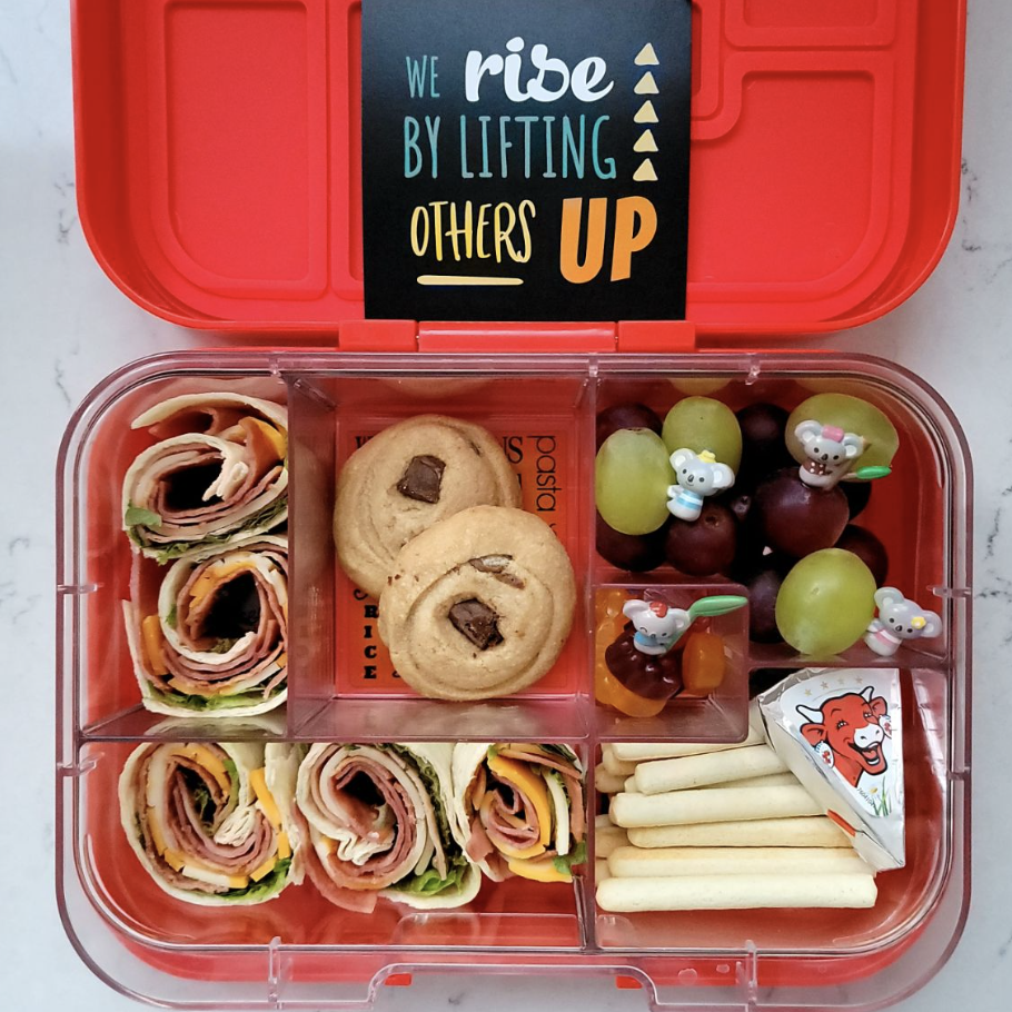 Teuko kids lunchbox ideas with fingers foods ham and cheese roll ups by mommy_food_lifestyle