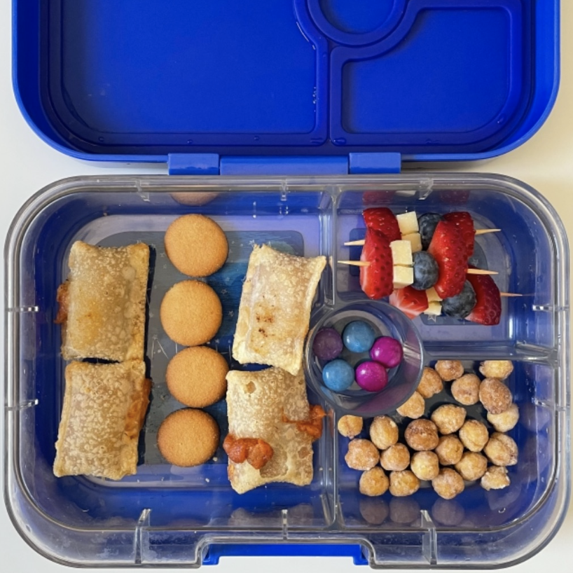 Teuko kids lunchbox ideas with fingers foods roasted chickpeas by Exhaustedmomma
