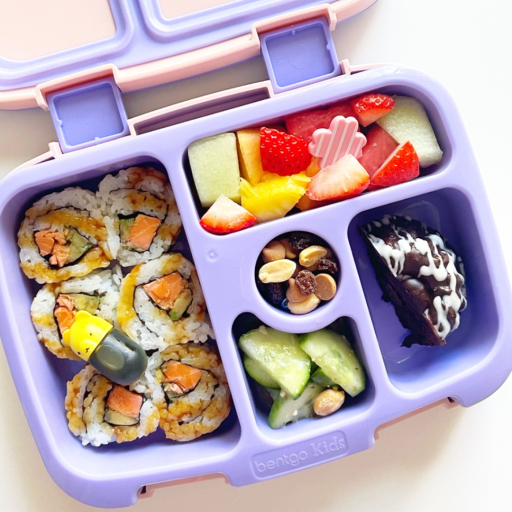 Grilled Salmon Sushi by @Lunchformytribe Teuko kids bento lunchbox ideas