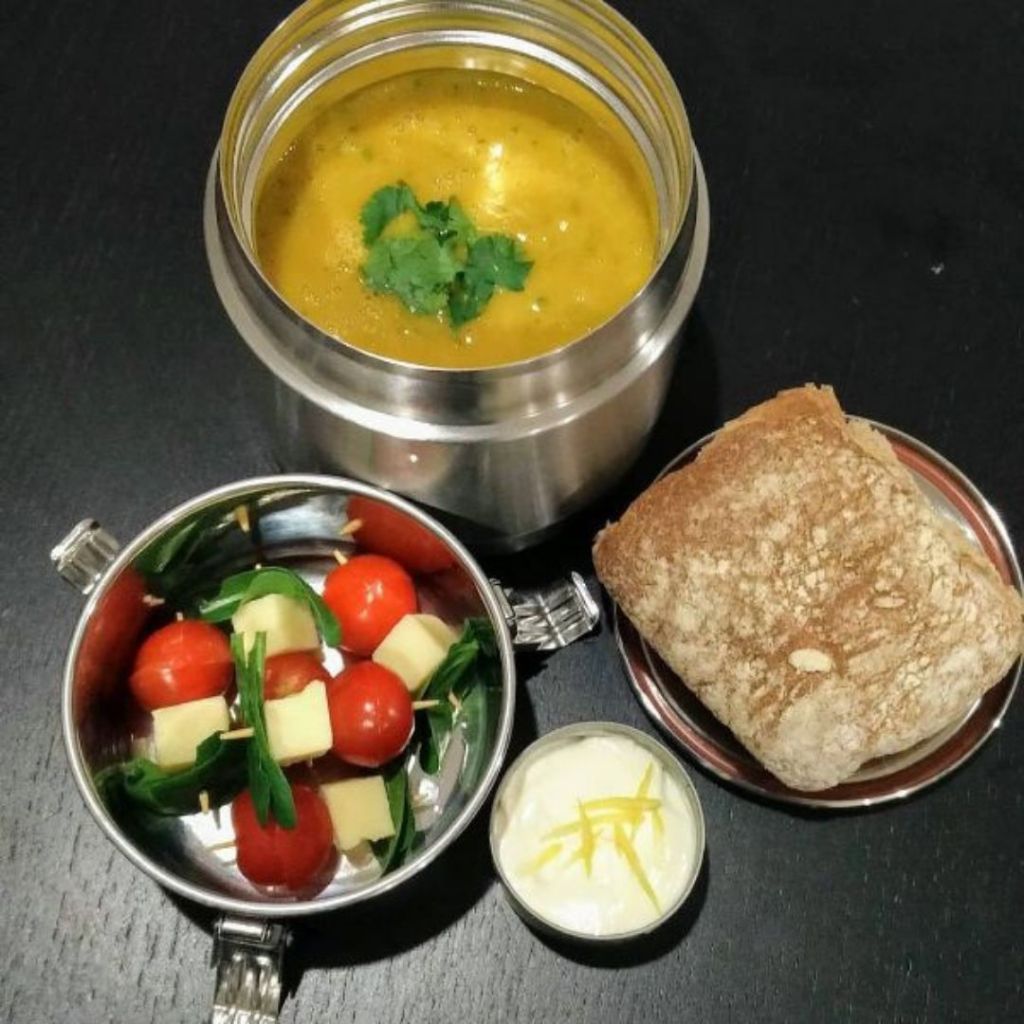 Veloute carrot soup teuko kids lunchbox ideas, by @love_your_lunches via Instagram