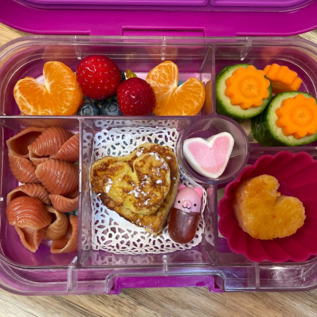 Heart shaped carrot cake teuko kids lunchbox ideas, by @abc_lunchies via Teuko.com