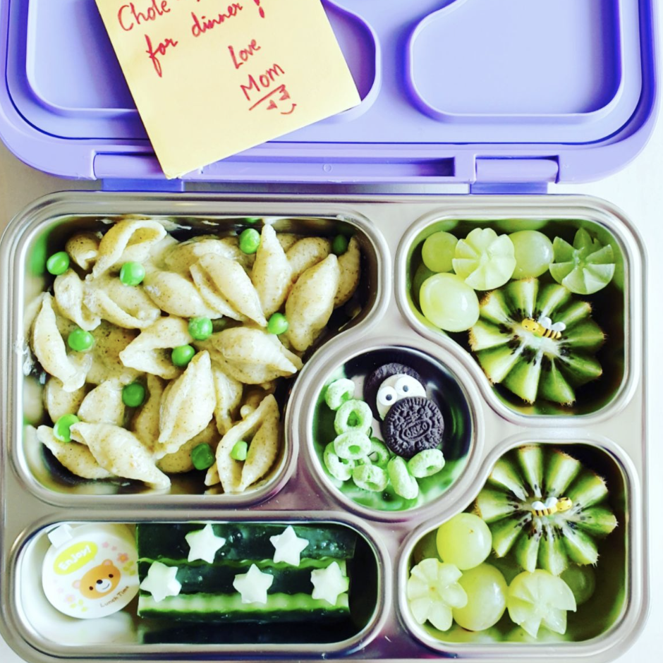 St Patrick's Day lunchbox ideas for kids with green pasta by thatlunchboxmom on Teuko