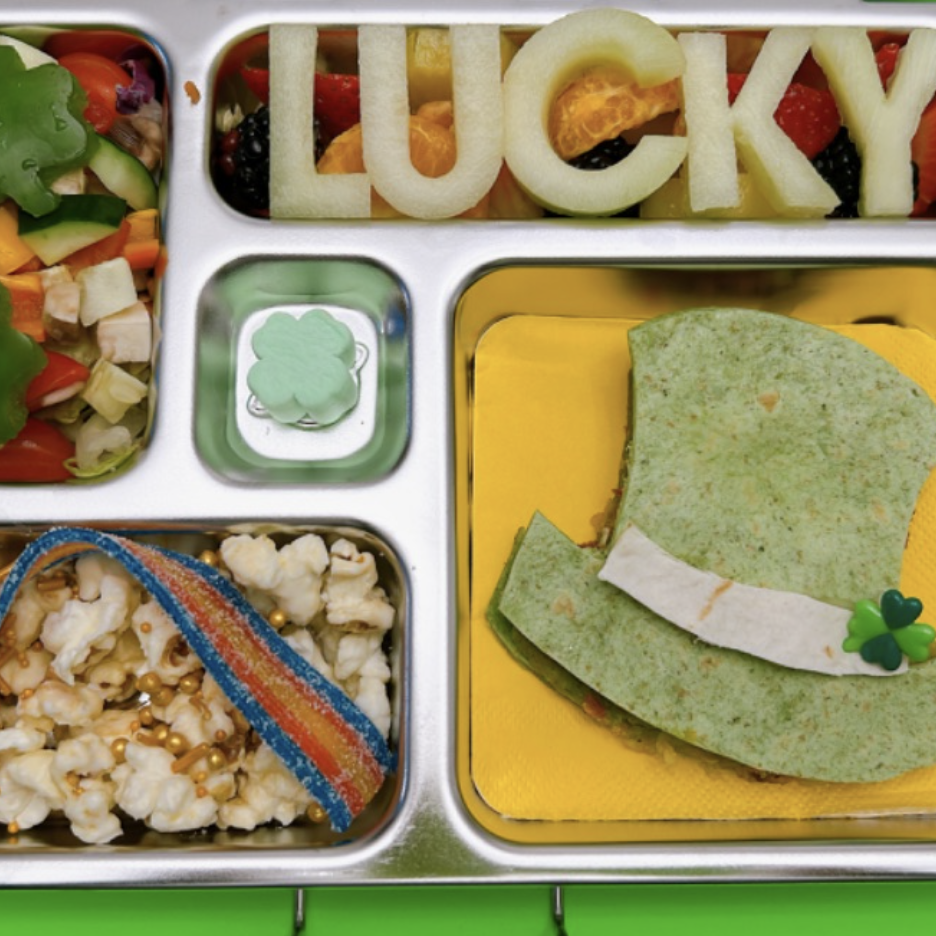 St Patrick's Day lunchbox ideas for kids with St Patrick's Day Quesadilla, leprechaun hat, by feedingthepolands on Teuko