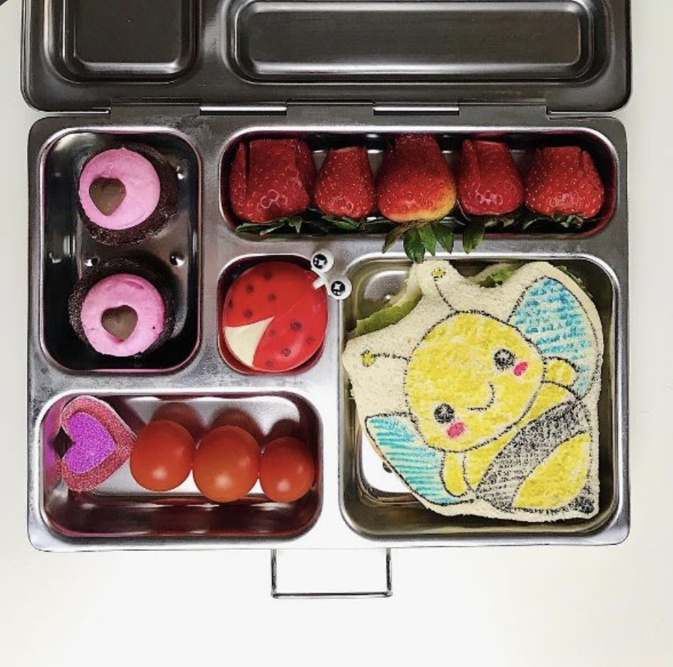 Be Mine Valentine Lunchbox.
Original lunchbox idea from @so_cute_lunches. Curated with love by Teuko Team