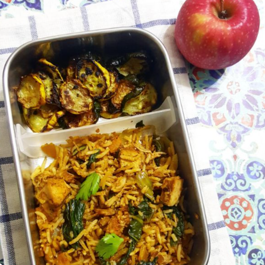 Kids lunchbox idea with indian cuisine. Byriani chicken yellow fried rice. Teuko Lunchbox community.