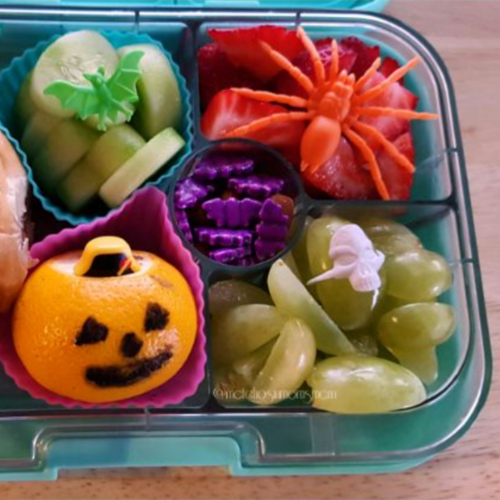 Teuko Halloween Lunchbox Idea for Kids with Jack o Lantern Mandarin
