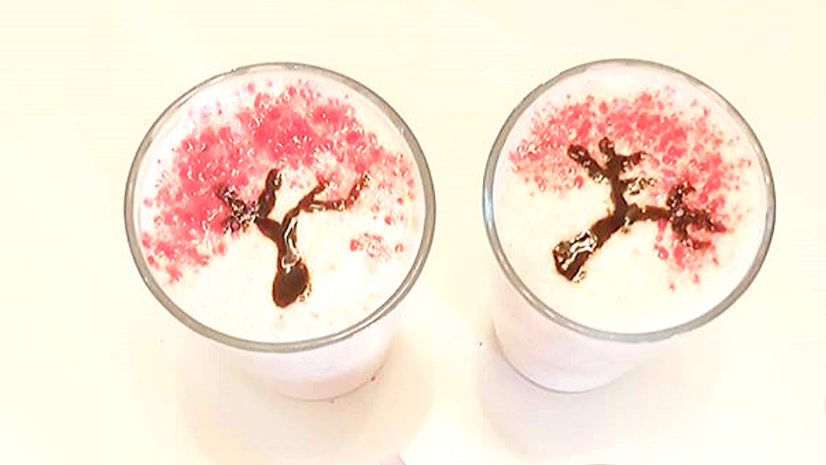 Flower Blossom Strawberry Smoothie by Jenny