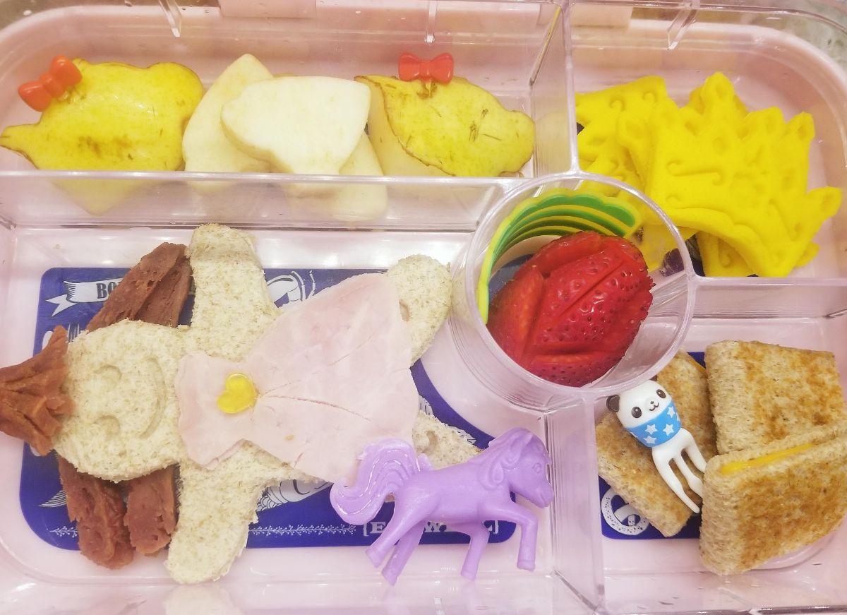 Princess Belle Beauty and the Beast — lunchbox by Avocardiomom