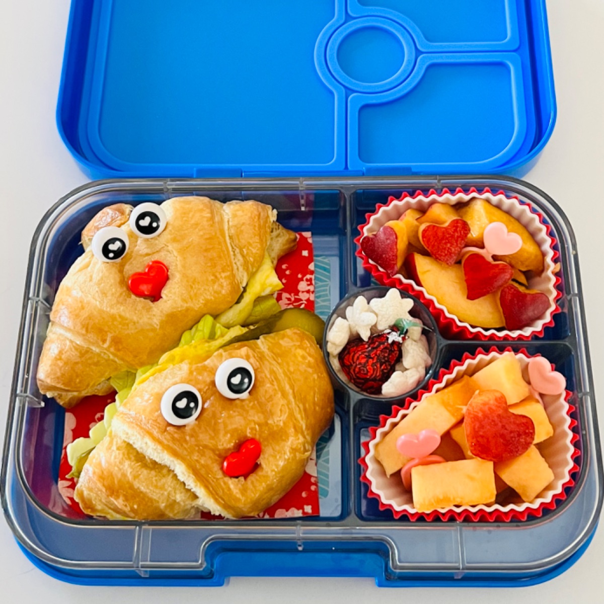 Valentine’s Day Lunchbox — lunchbox by Back_seat_meals