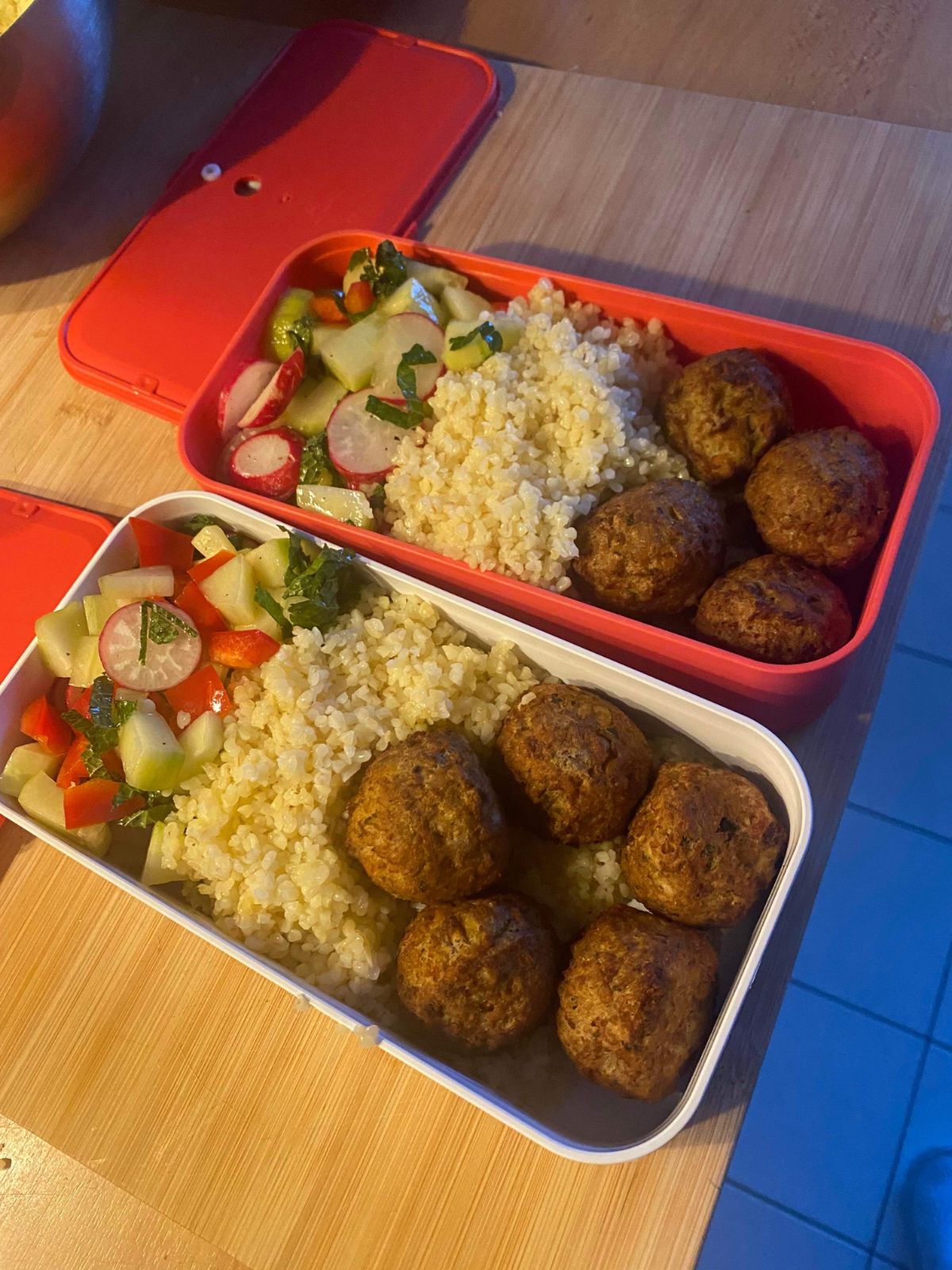 Falafels Party — lunchbox by Jenna Bento
